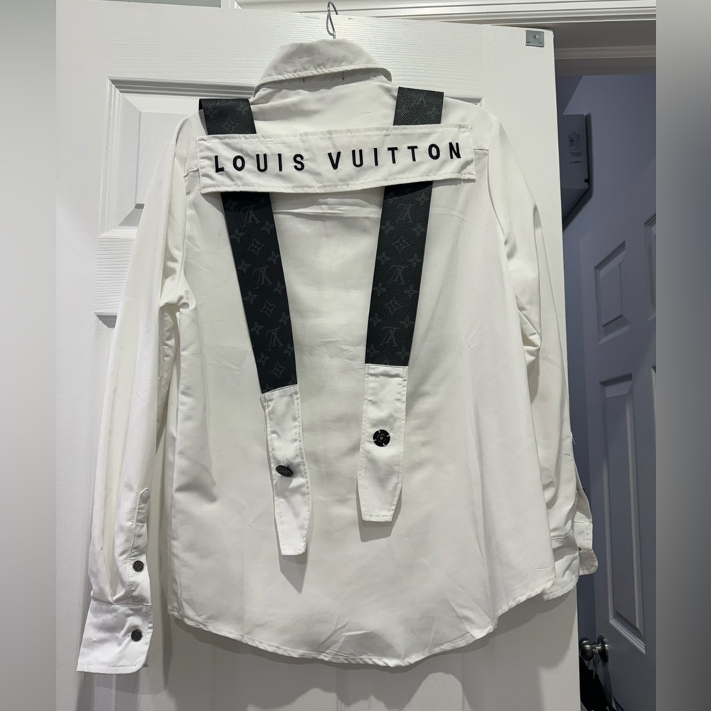 Cute Button Up - image 5